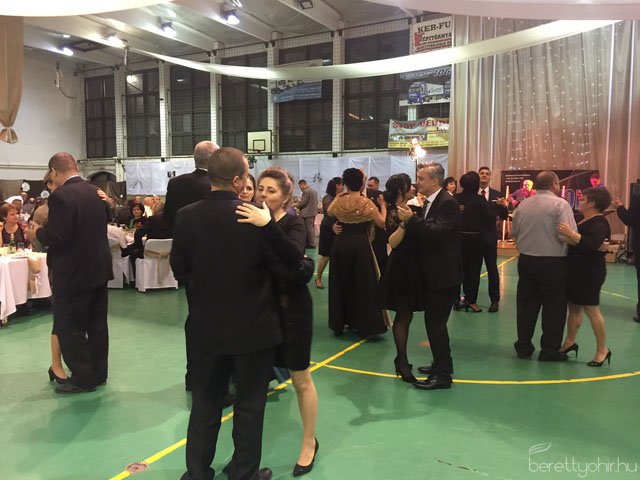 XI. Jótékonysági Kórházbál 56